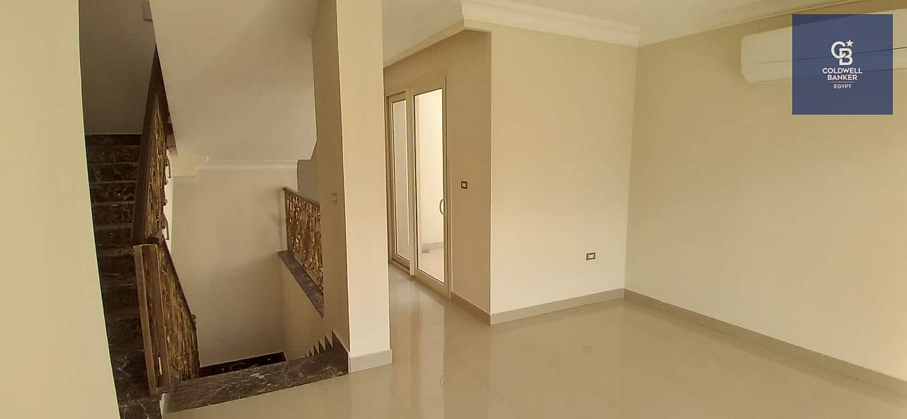 3 8c00901b-cdca-4a40-a5ad-ec7f0ab75c20. jpeg