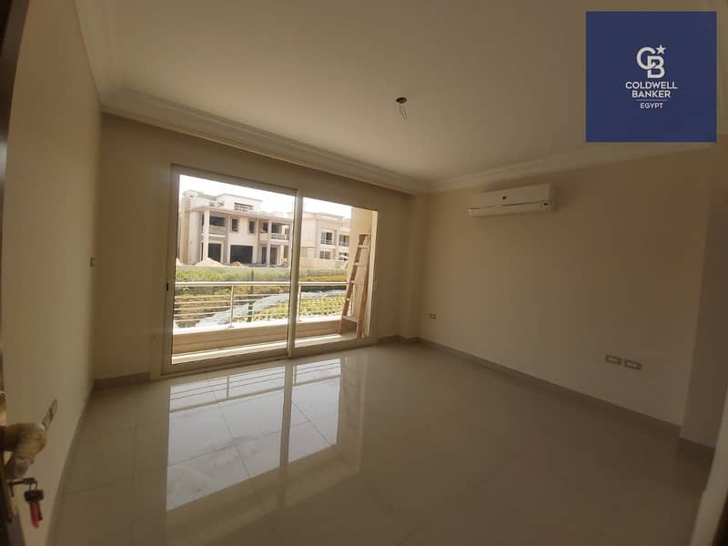 4 d8c15718-f067-4c7a-bfd2-95e7689a4a1e. jpeg