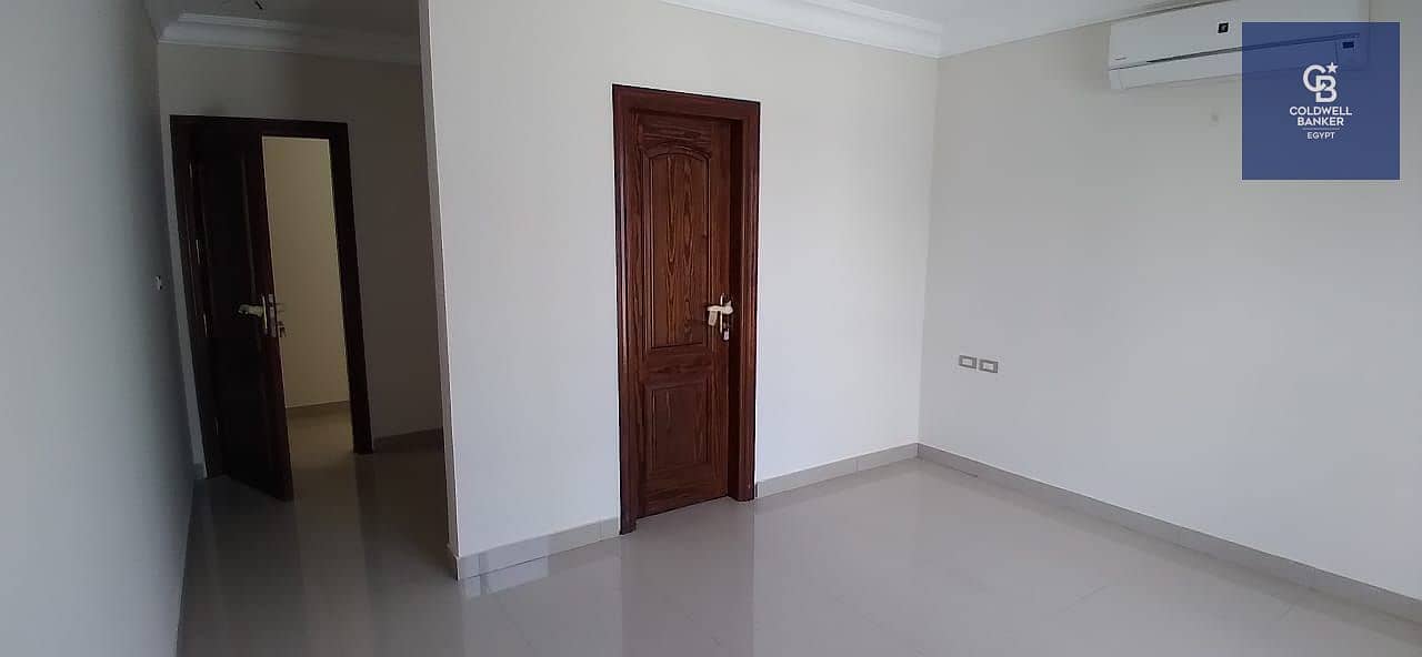 13 f2f3fefa-41fd-4fb6-83fd-e27c56819e0f. jpeg