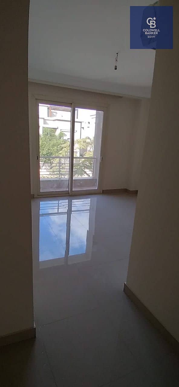 15 b2daef1a-0dd4-4707-8f27-724c50823110. jpeg