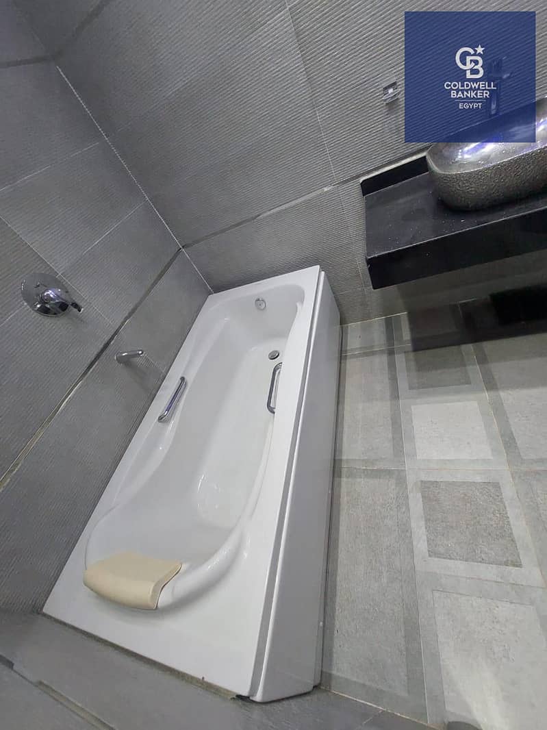 13 54830a7e-92e7-441a-b917-cdbb5ffe7568. jpeg