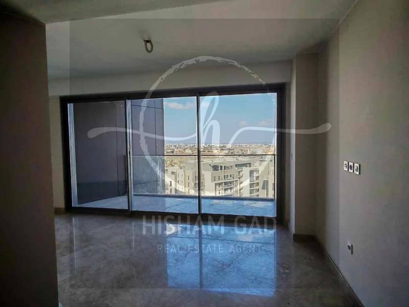 2 f4d73ecc-6837-49ce-a41e-2b77879efa2f. jpg