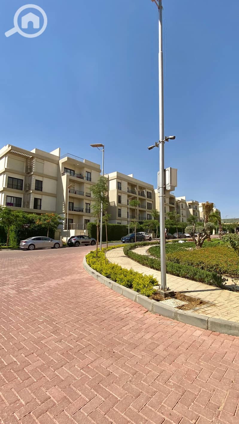 6 57410463-ffe1-476b-93d7-b09815d49498. jpg