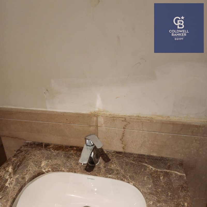 10 3c141e5a-e3e1-453e-9913-76a8c856d8c4. jpeg