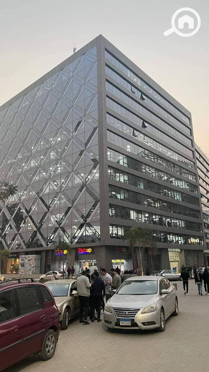 8 WhatsApp Image 2025-10-03 at 10.41. 40 PM. jpeg