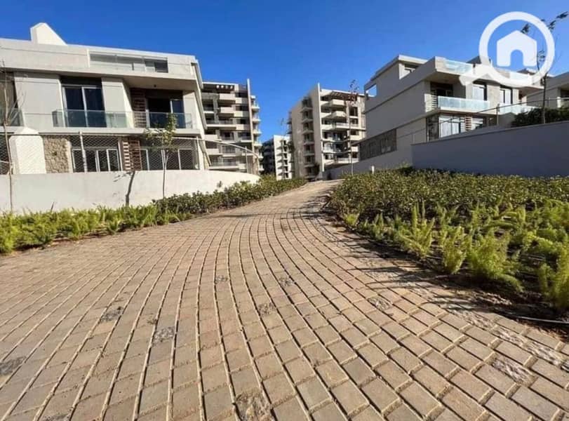 4 352733744_841748520916554_8758920161476000811_n. jpg