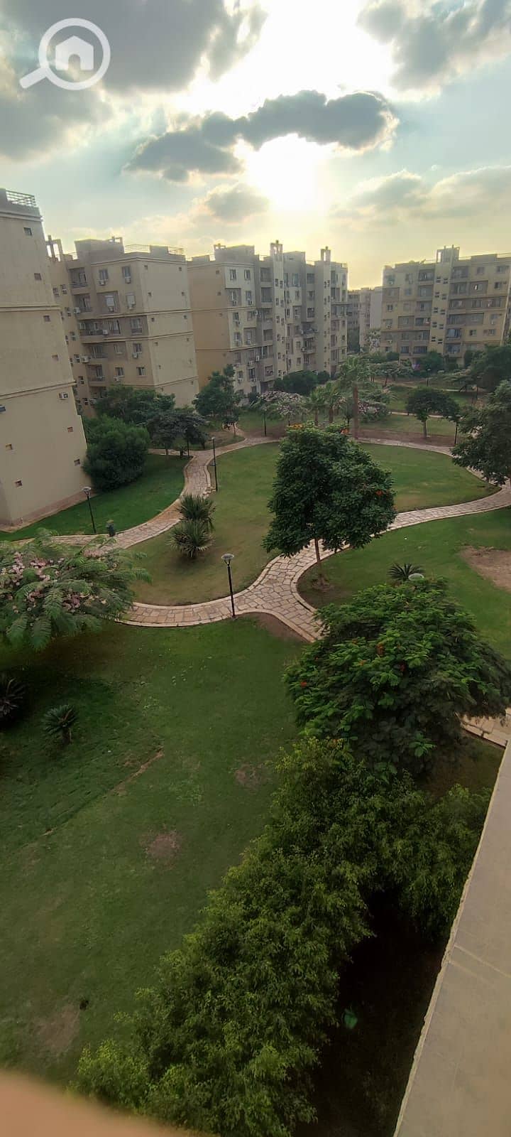 12 b51f9f1e-8359-4753-8f1a-45289f39a8ec. jpeg