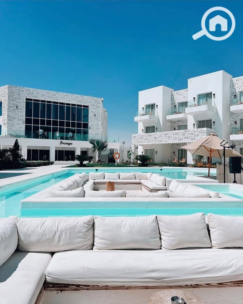 10 565934982_122147410808853868_8527654527521080546_n. jpg