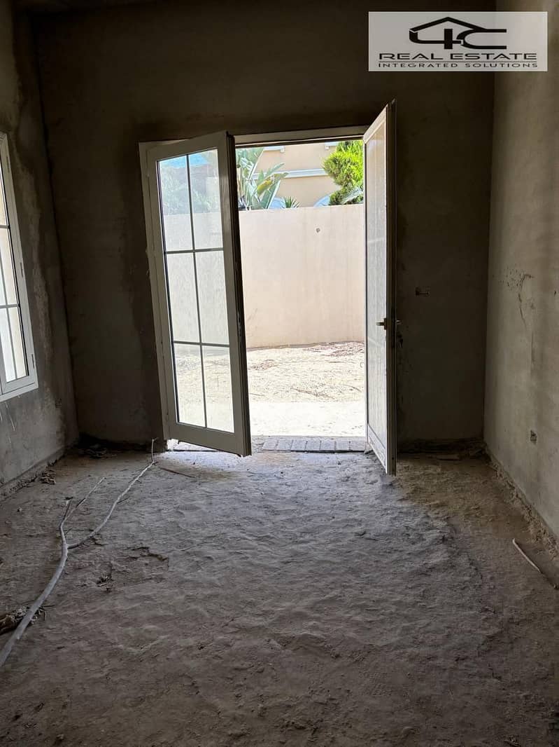 5 WhatsApp Image 2025-11-10 at 00.48. 02 (2). jpeg