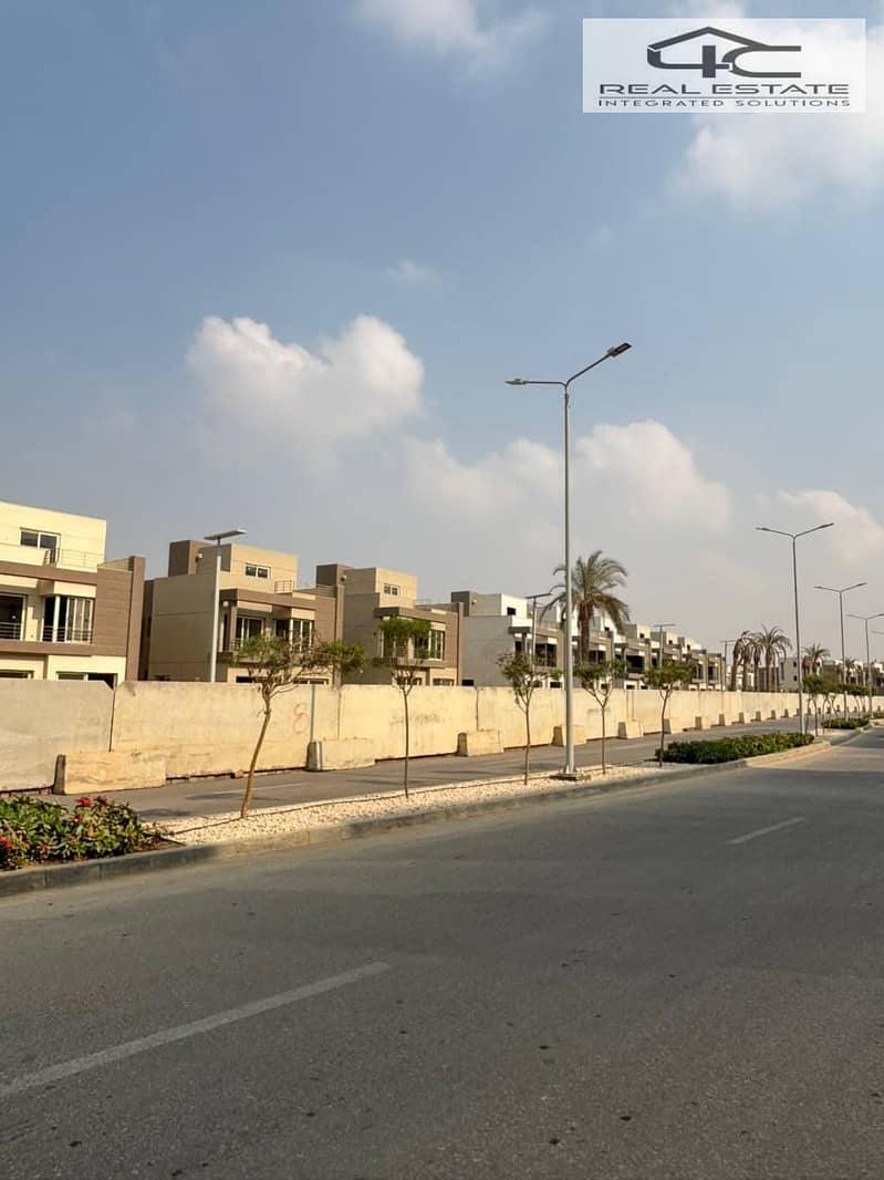 8 WhatsApp Image 2025-11-09 at 10.32. 44 PM (2). jpeg