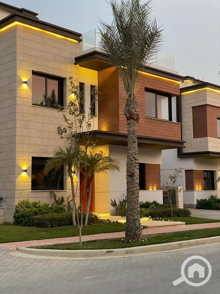 9 photo_2025-08-15_22-35-20 (2). jpg