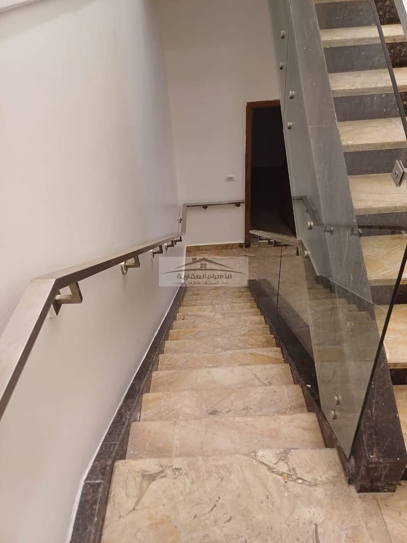 5 WhatsApp Image 2024-11-12 at 9.18. 39 PM. jpeg