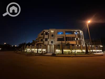 4 Bedroom Flat for Sale in Sheikh Zayed, Giza - f5c63eba-bedb-4183-9b91-1a3b9be2c5d8. jpeg