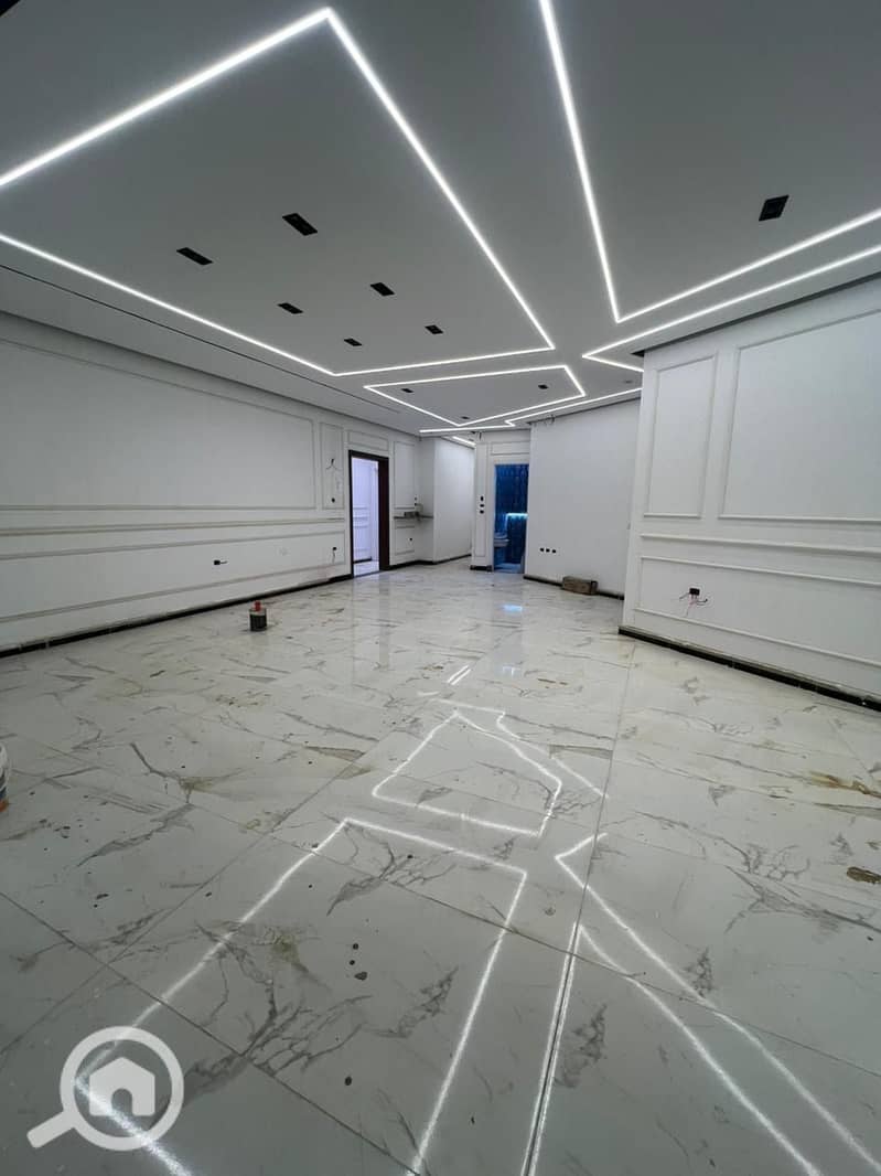 2 82fb8ab7-dac0-4df5-8ad5-8f8095b59834. jpeg