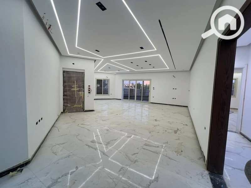 5 7bb71fdd-3c30-4042-90cb-f68ffa57cf62. jpeg