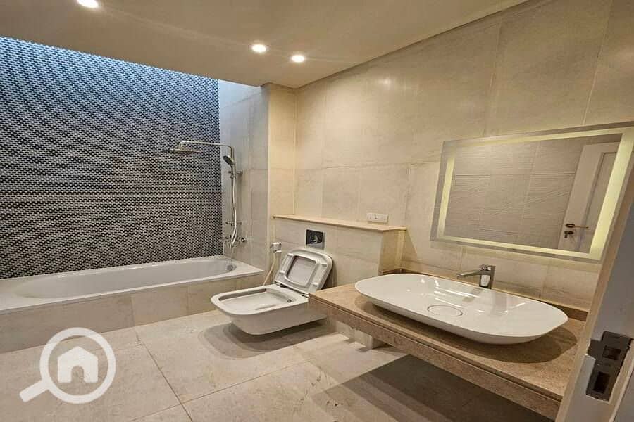 3 472425464_8679865628809001_5663916886191235030_n. jpg