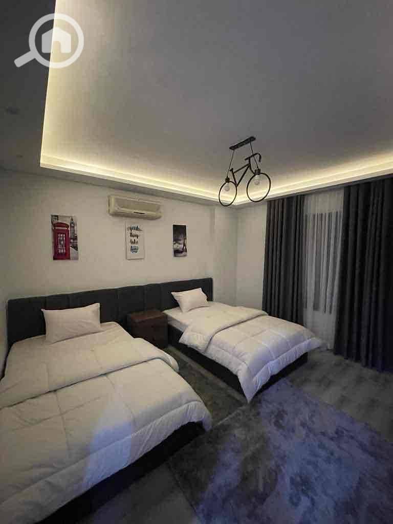 6 a0dcf6ff-d50e-4fcb-a558-85b762dd0bb7. jpg