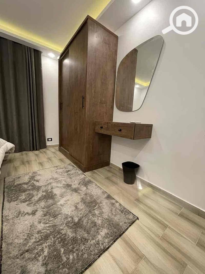 10 342f8fc3-05ba-4cc9-85c3-1bc20c9ef781. jpg