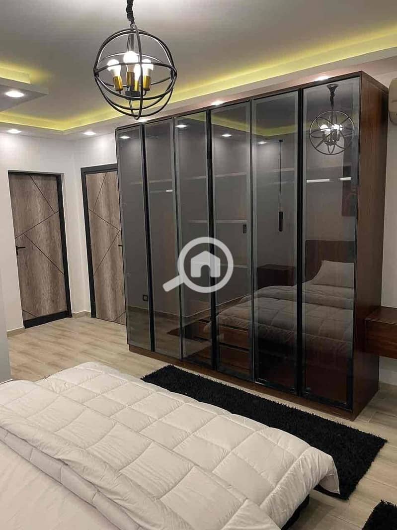 19 ae081e72-2ea8-4ff4-ad40-0c641e303bd3. jpg