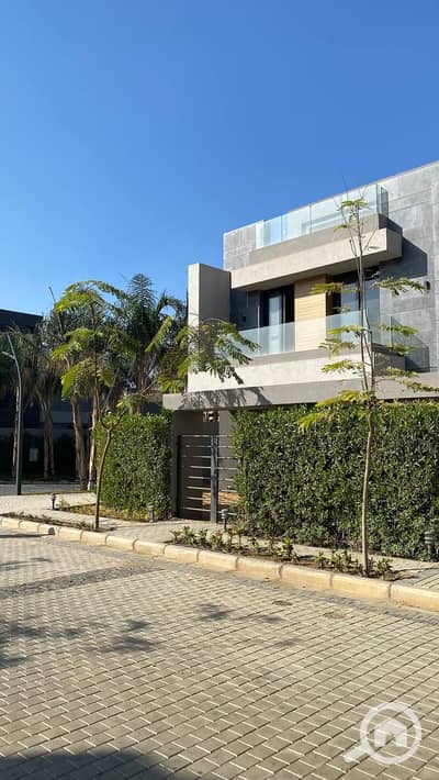 4 Bedroom Twin House for Sale in Shorouk City, Cairo - 6019260742970228422_121. jpg