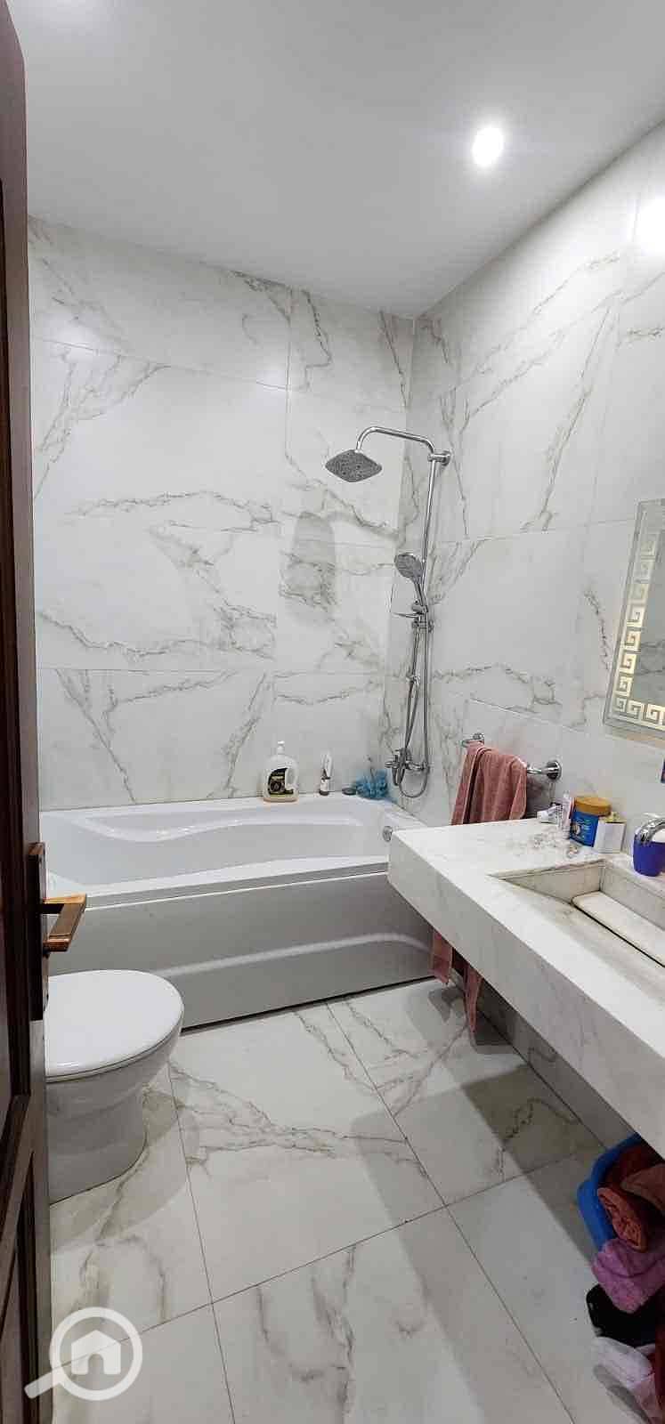 8 f52a322e-83ac-4ffd-b1d0-1e7063b88cc4. jpg