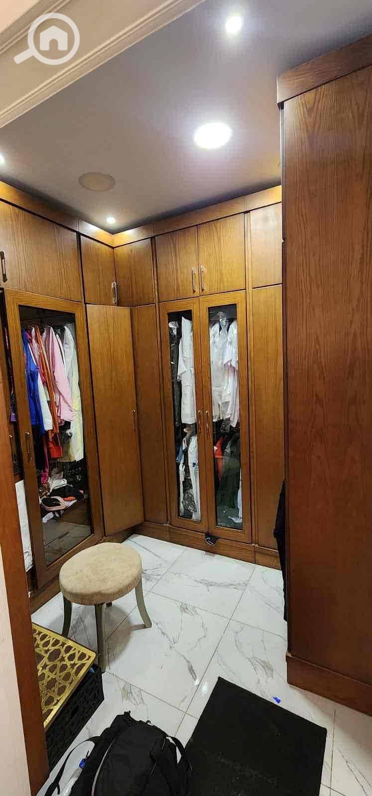 12 4d3dbc5a-85d8-4e4a-8a50-6467f3c86c2c. jpg