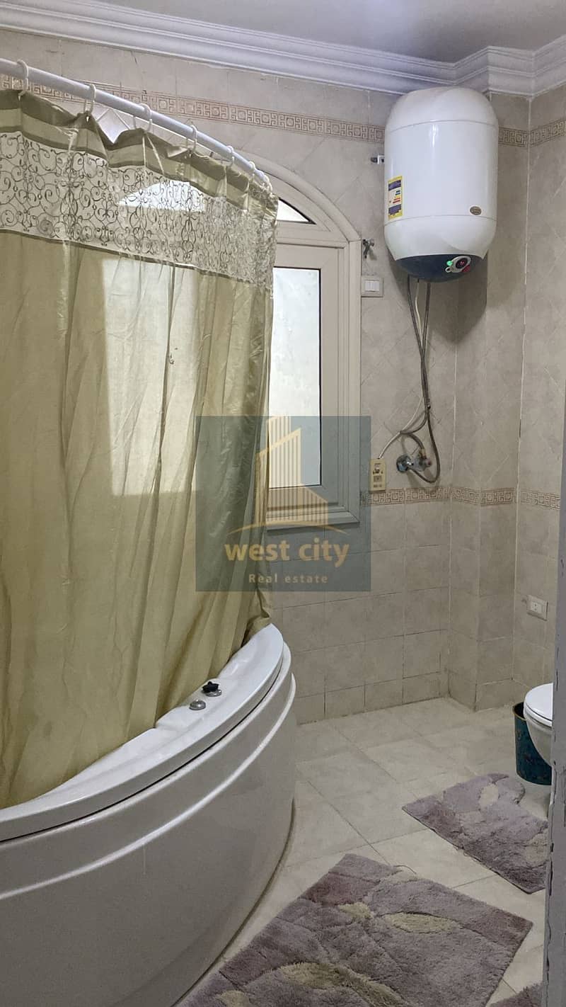 10 WhatsApp Image 2025-10-04 at 9.01. 14 PM. jpeg