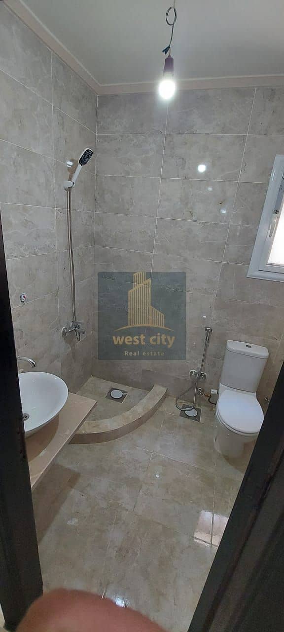 7 WhatsApp Image 2025-11-09 at 12.24. 03 PM(1). jpeg