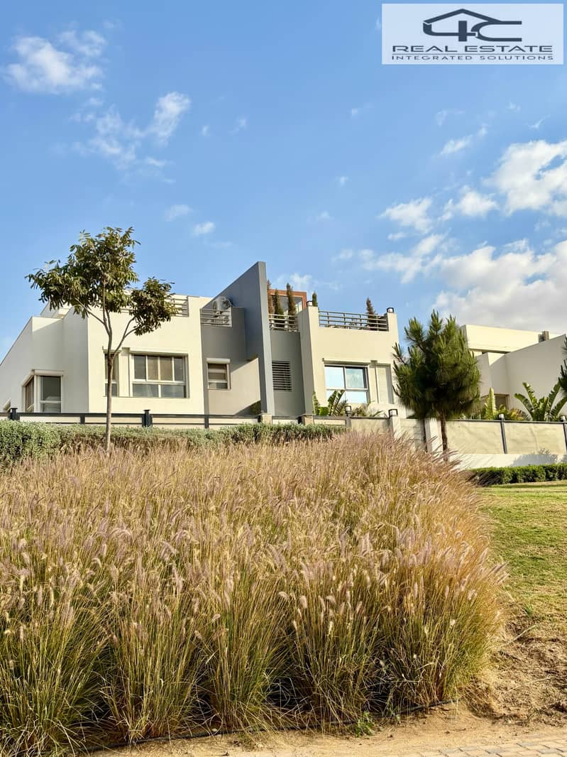 8 WhatsApp Image 2025-04-12 at 12.48. 02 PM. jpeg