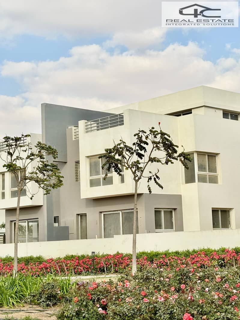 10 WhatsApp Image 2025-04-12 at 12.49. 18 PM (1). jpeg