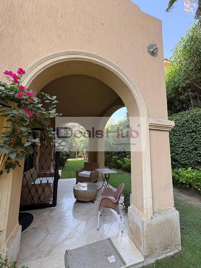 5 f4624b55-1483-46a4-b27d-2d3ef0907c90. jpg