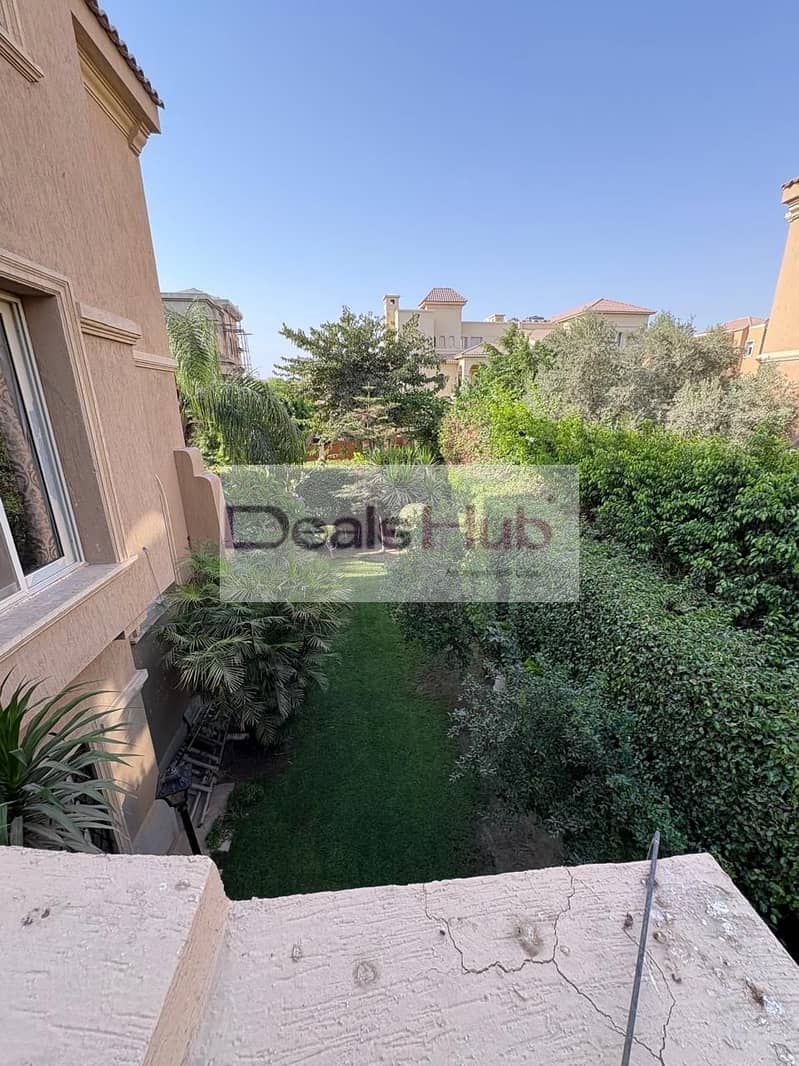 8 ec0e854f-857d-4085-b889-e10af9a0b0e9. jpg