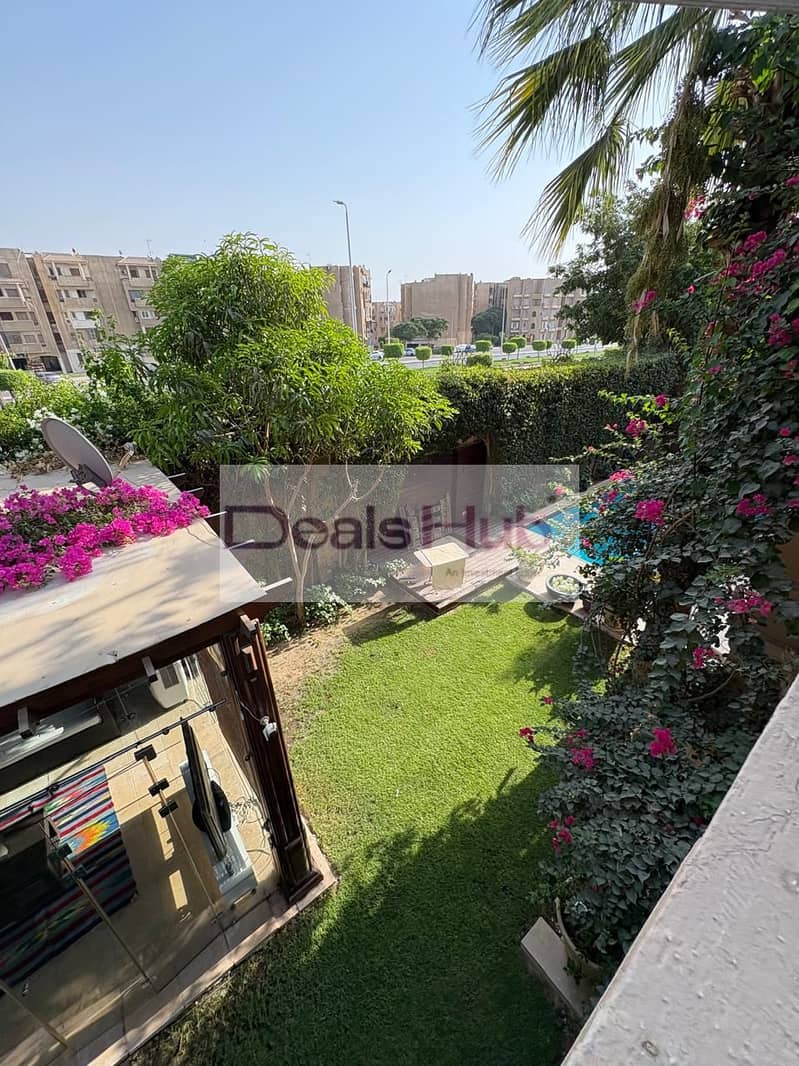 10 989ee94f-e503-4fca-b5c4-5a69b130230c. jpg