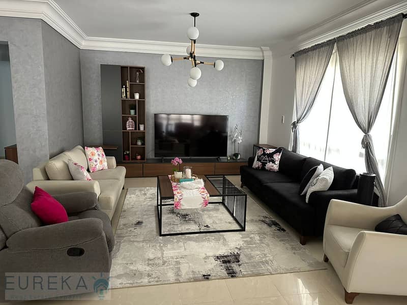 2 PHOTO-2025-11-06-16-04-38. jpg