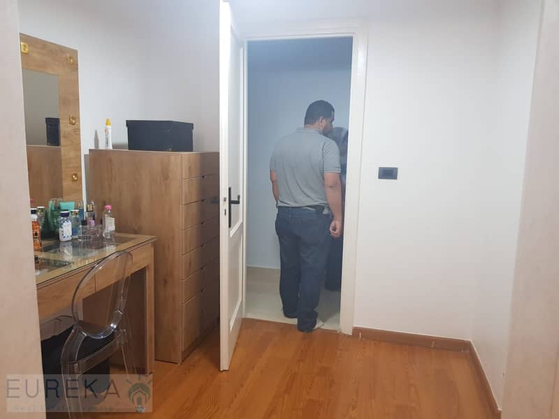 7 PHOTO-2025-11-06-16-04-43. jpg