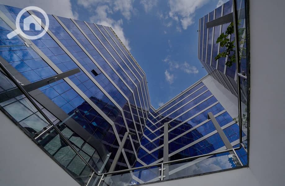 4 WhatsApp Image 2025-11-06 at 16.56. 18. jpeg