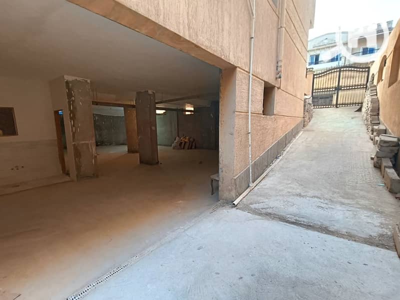 2 63b66eed-f143-47f0-85c8-a2298e2cff16. jpeg