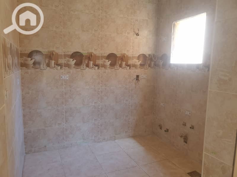 6 20250405_120548. jpg