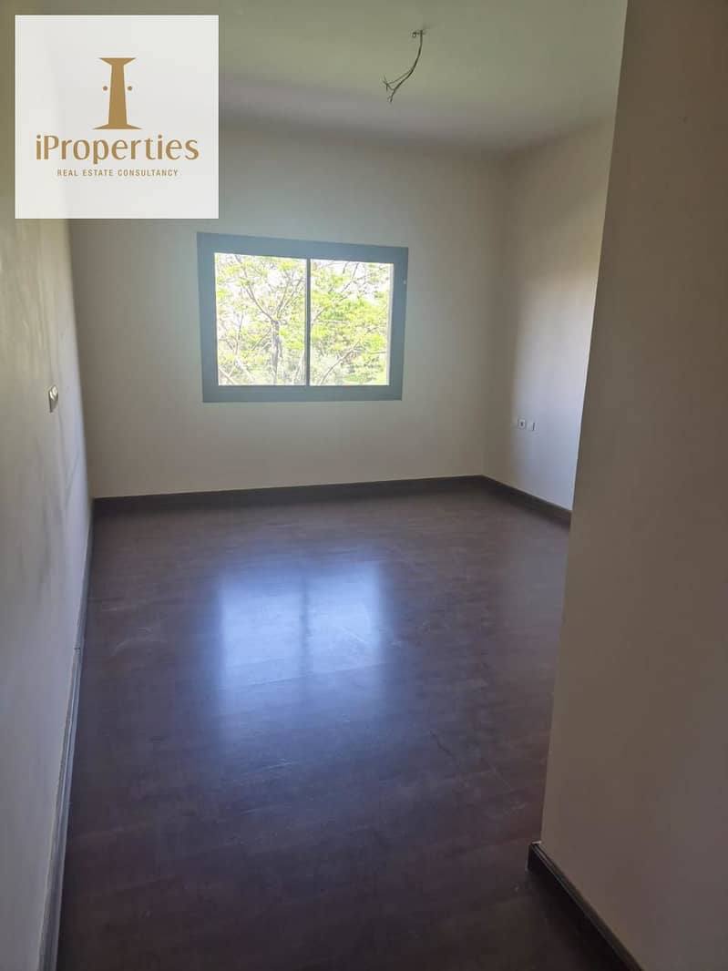 8 2468f352-5cd3-48cf-afe8-b5cf4f9dd943. png