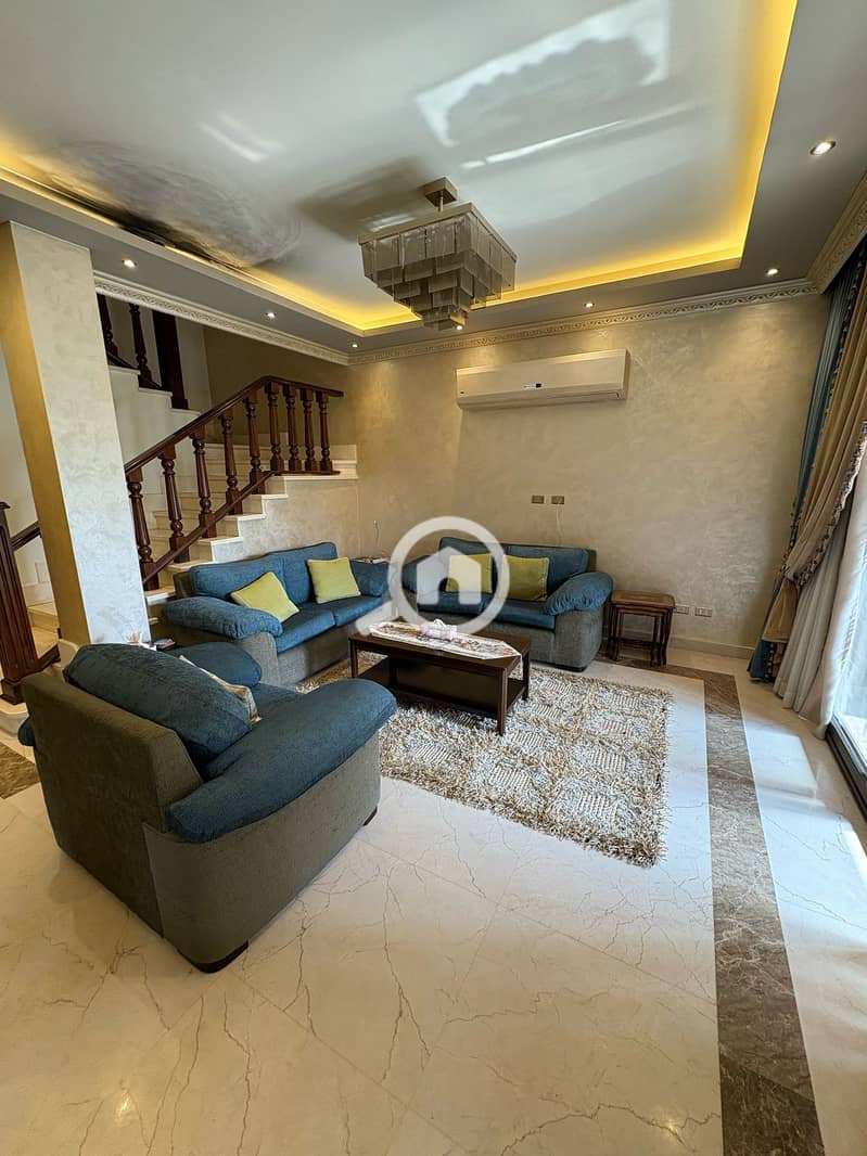 3 35d9f77f-d80c-429b-a529-f0fb08c7d894. jpg