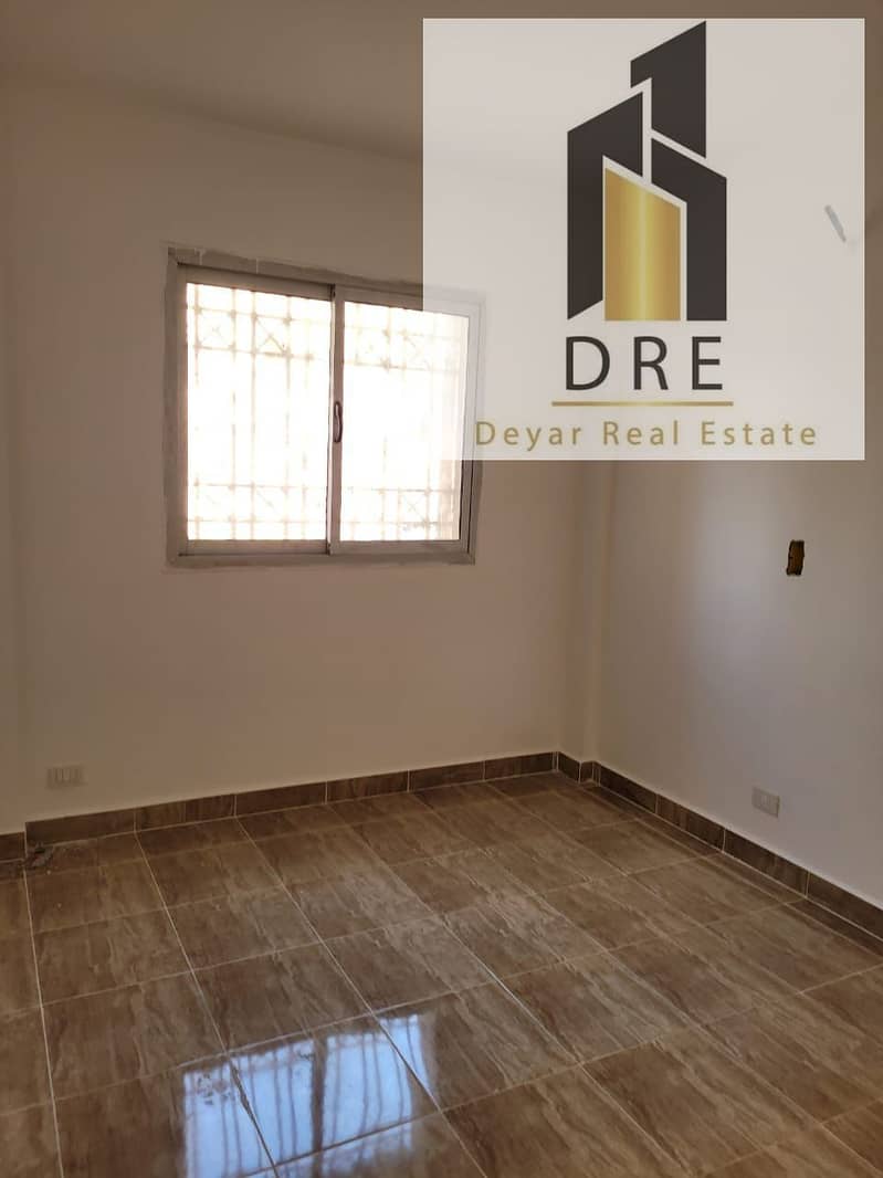 4 8ddb4e85-09a1-46f4-a157-b4ad5ee5db89. jpg