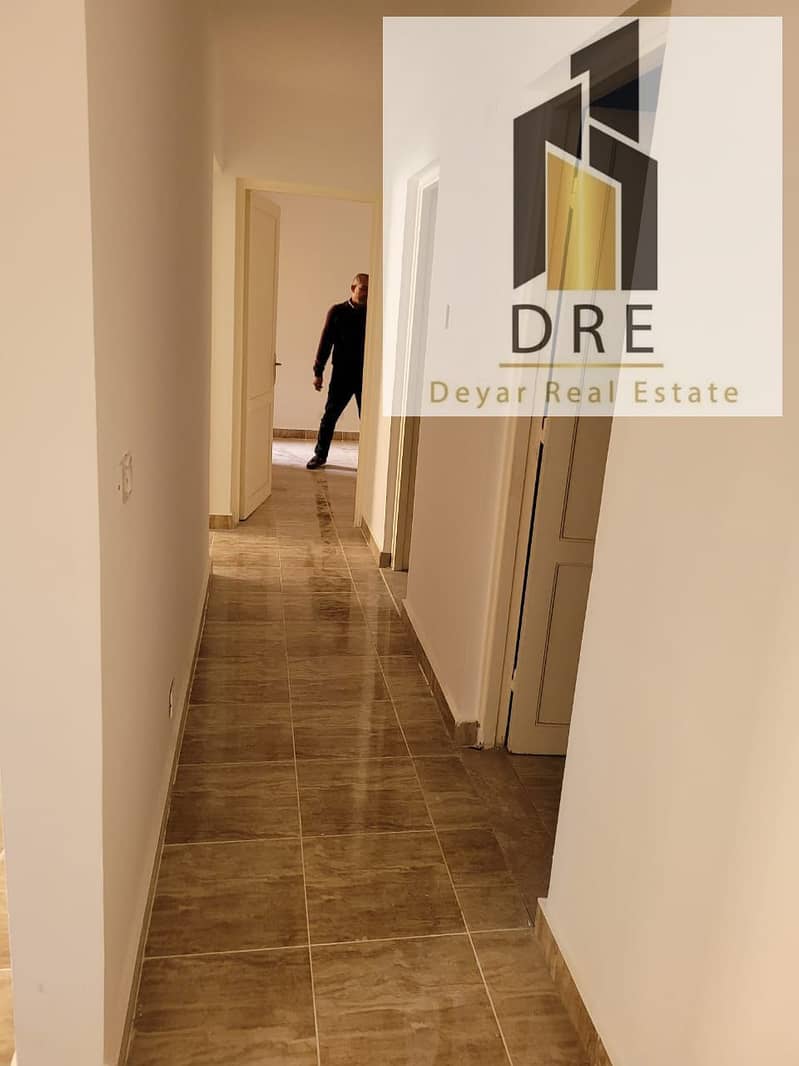 7 c416d2bd-0492-4c0d-8b2d-bb9fff7d1ee4. jpg