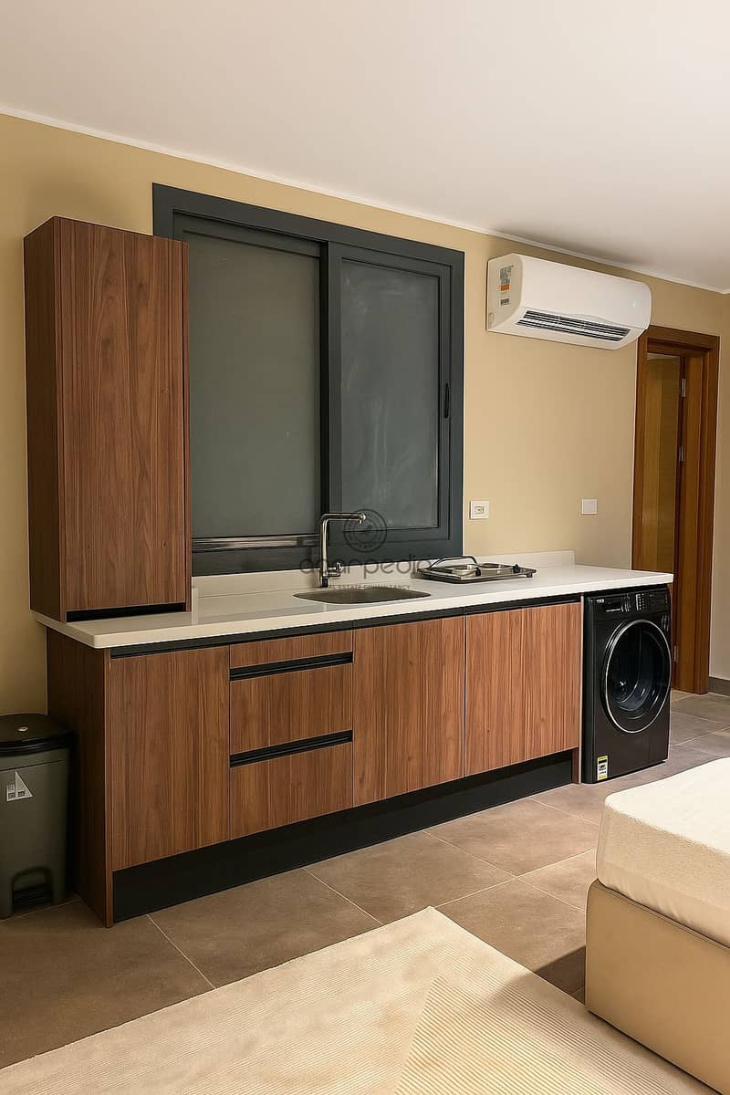 2 WhatsApp Image 2025-10-06 at 12.12. 11 PM (1). jpeg