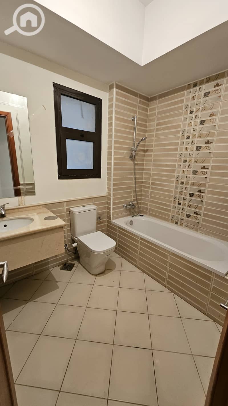 19 18e2a751-6672-49ce-ab90-57007904f41b. jpg