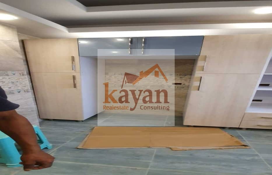 12 b46234fa-bd24-47c0-b7d2-d5ca7464a30e. jpg