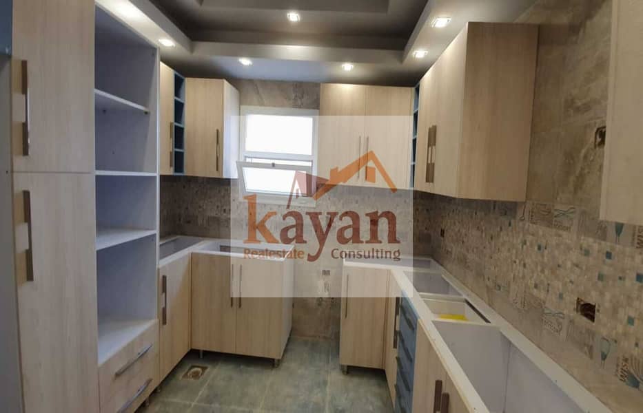 17 e635363c-51b6-464a-b658-2a9a9a250d3a. jpg