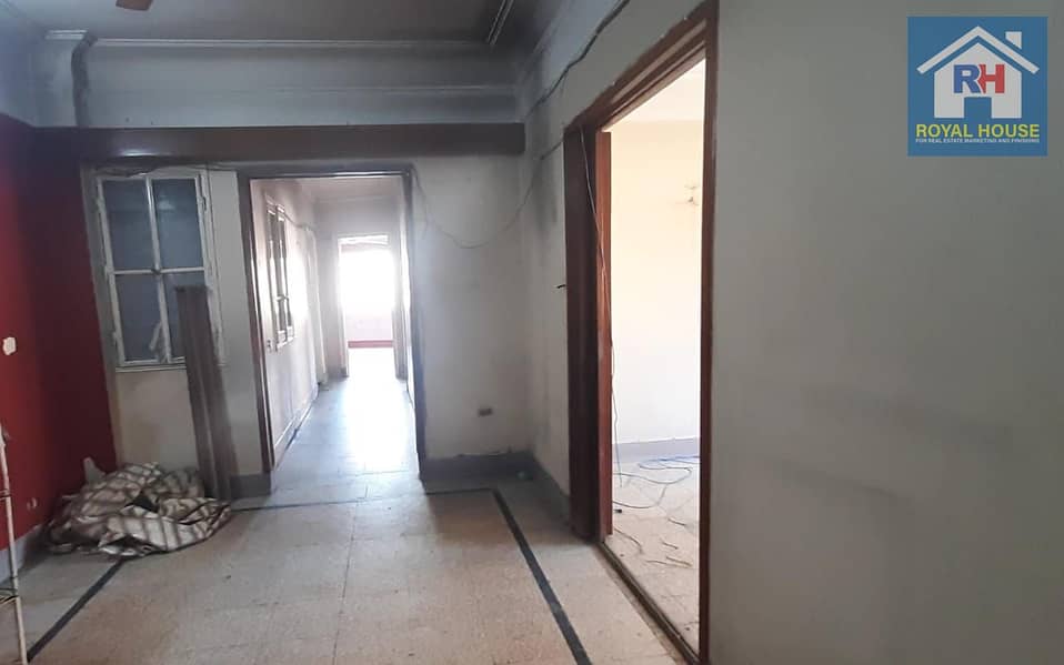 5 7d0fdcf6-4434-4ec4-81ba-2ce935cbc514. jpeg