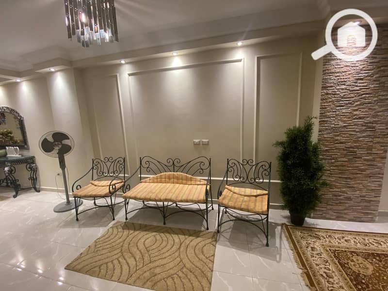 4 34246cde-8e2e-44ef-8f89-cc68f73e5ace. jpg