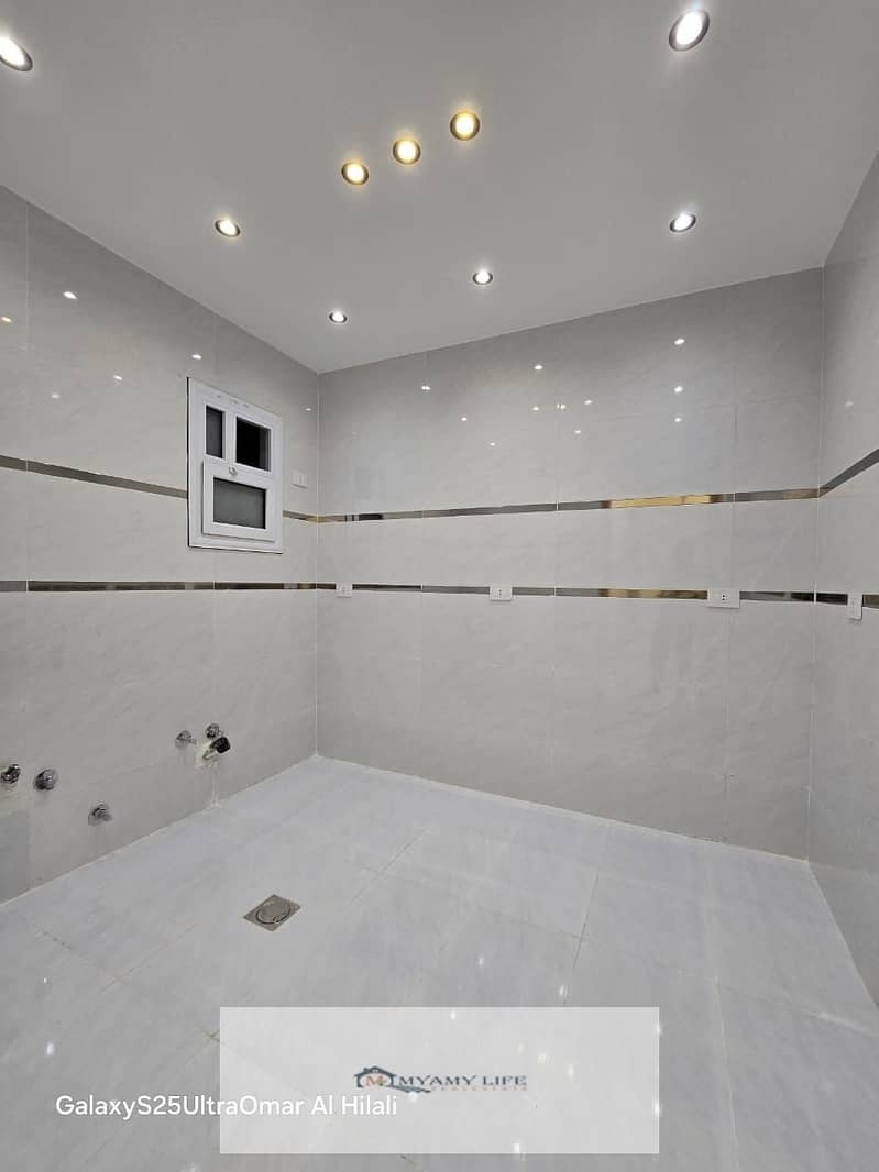 14 WhatsApp Image 2025-11-09 at 1.26. 00 PM. jpeg