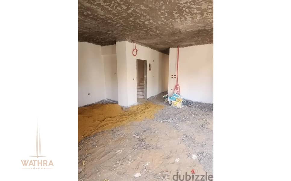 3 156463012-800x600. jpg